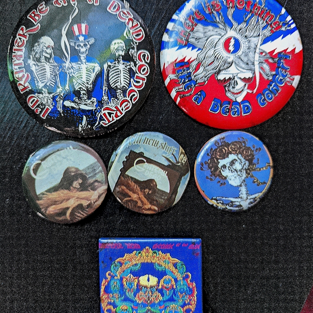 2 bags assorted Grateful Dead button pins